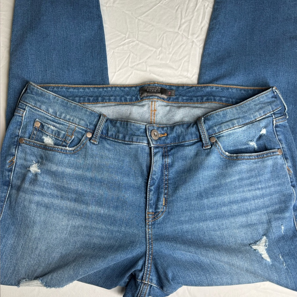 Torrid Feel the Fit 16R Distressed Jeans Mid Rise Ankle (Could by Boyfriend) - Picture 5 of 9